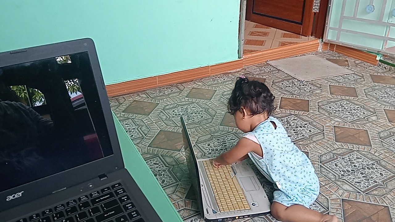 Dia Sangat Aktif Di Usianya Yang Masih Umur 1 Tahun  lebih